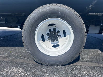 2026 Ford E-450SD Base