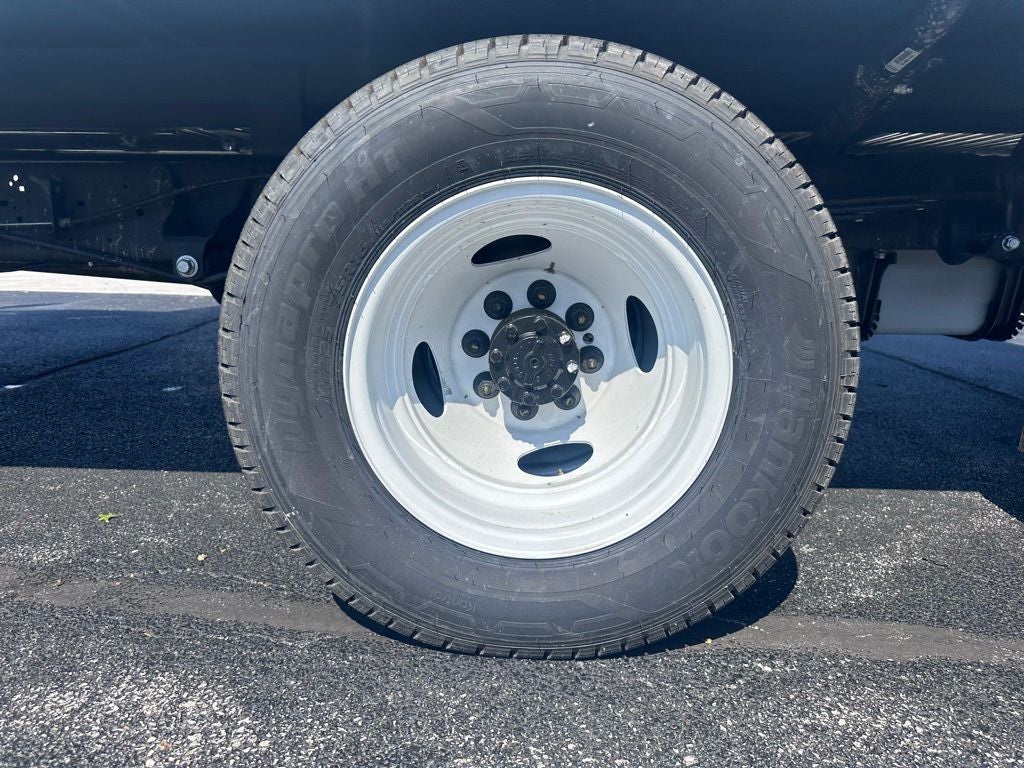 2026 Ford E-450SD Base