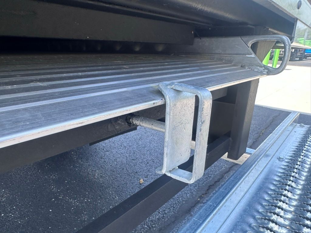 2026 Ford E-450SD Base