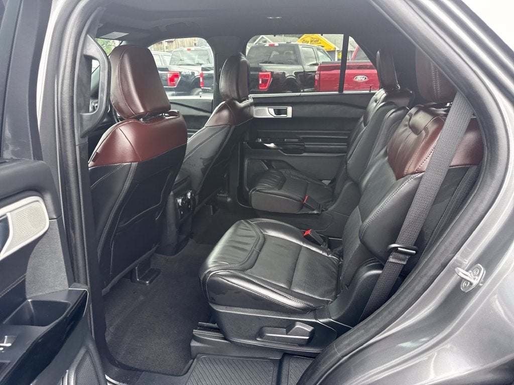 2021 Ford Explorer Platinum