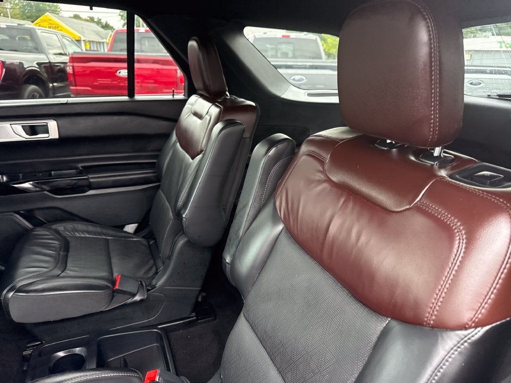 2021 Ford Explorer Platinum