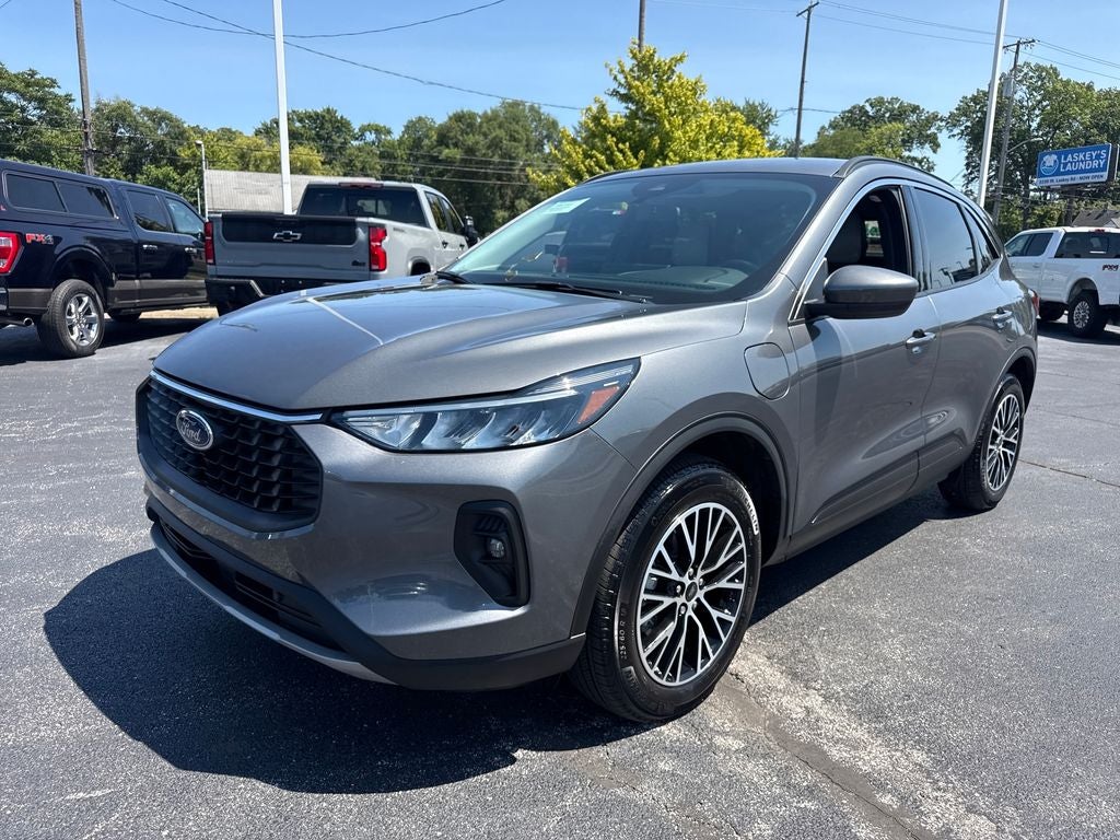 2024 Ford Escape Plug-In Hybrid Base
