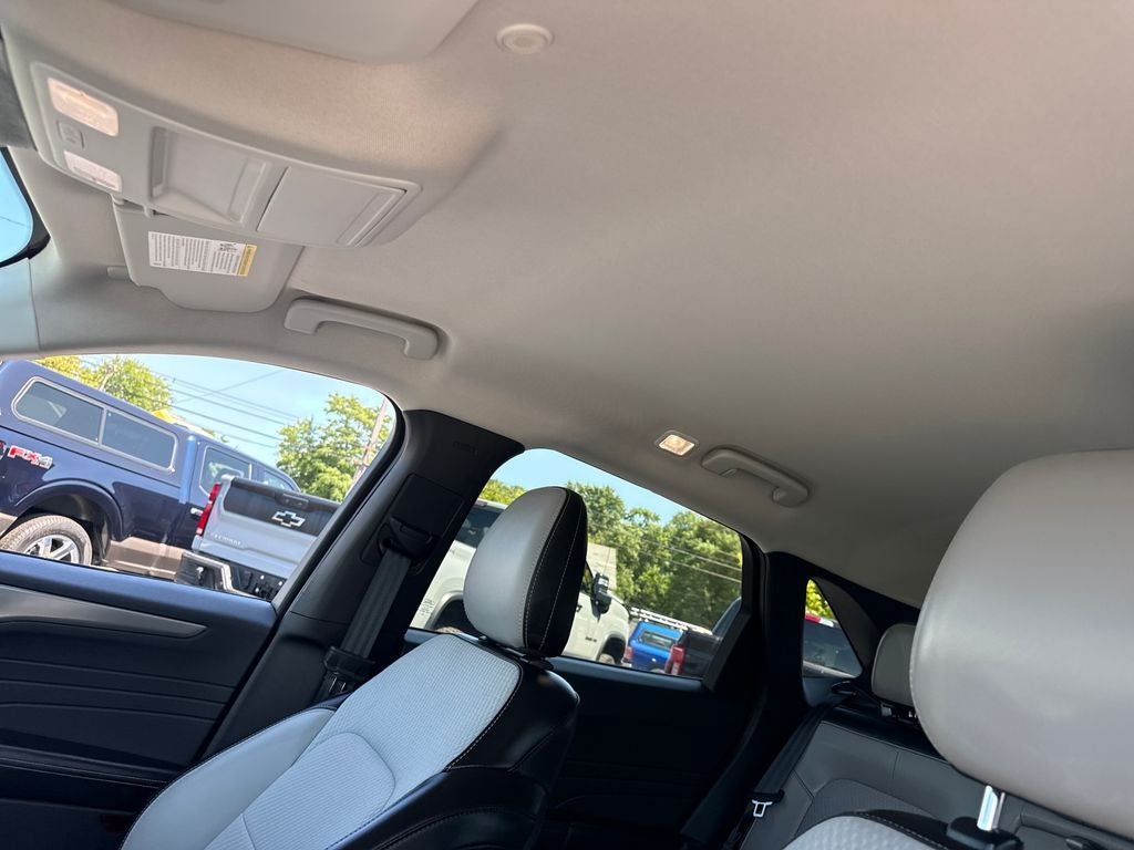 2024 Ford Escape Plug-In Hybrid Base