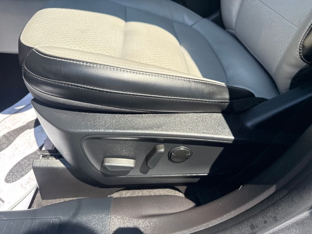 2024 Ford Escape Plug-In Hybrid Base