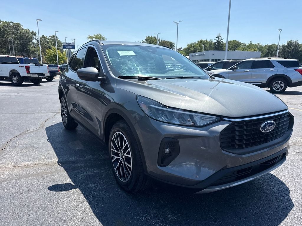 2024 Ford Escape Plug-In Hybrid Base