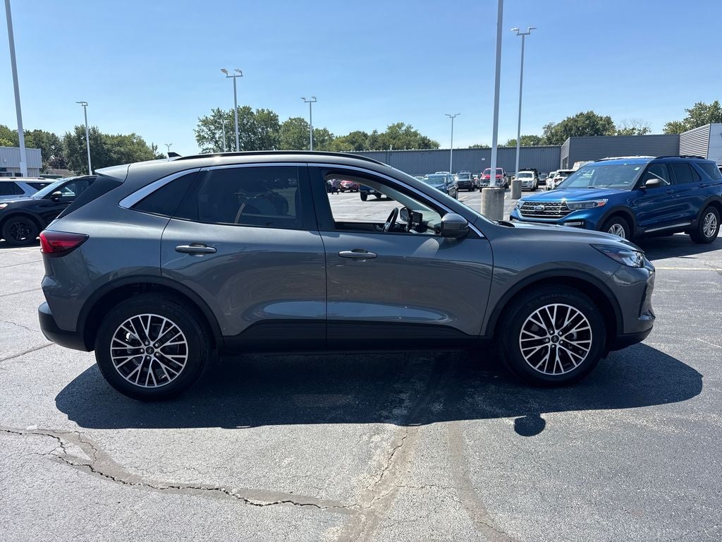 2024 Ford Escape Plug-In Hybrid Base