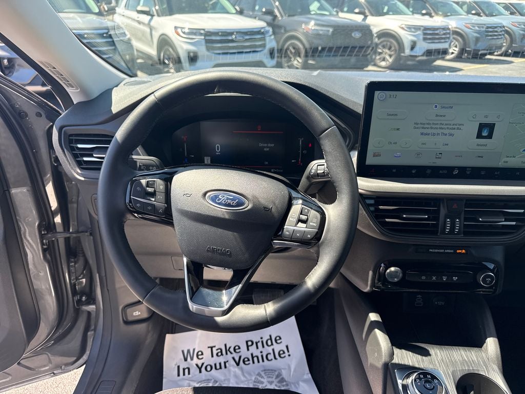 2025 Ford Escape Plug-In Hybrid Base