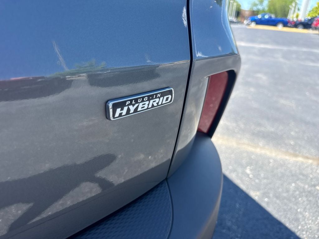 2025 Ford Escape Plug-In Hybrid Base
