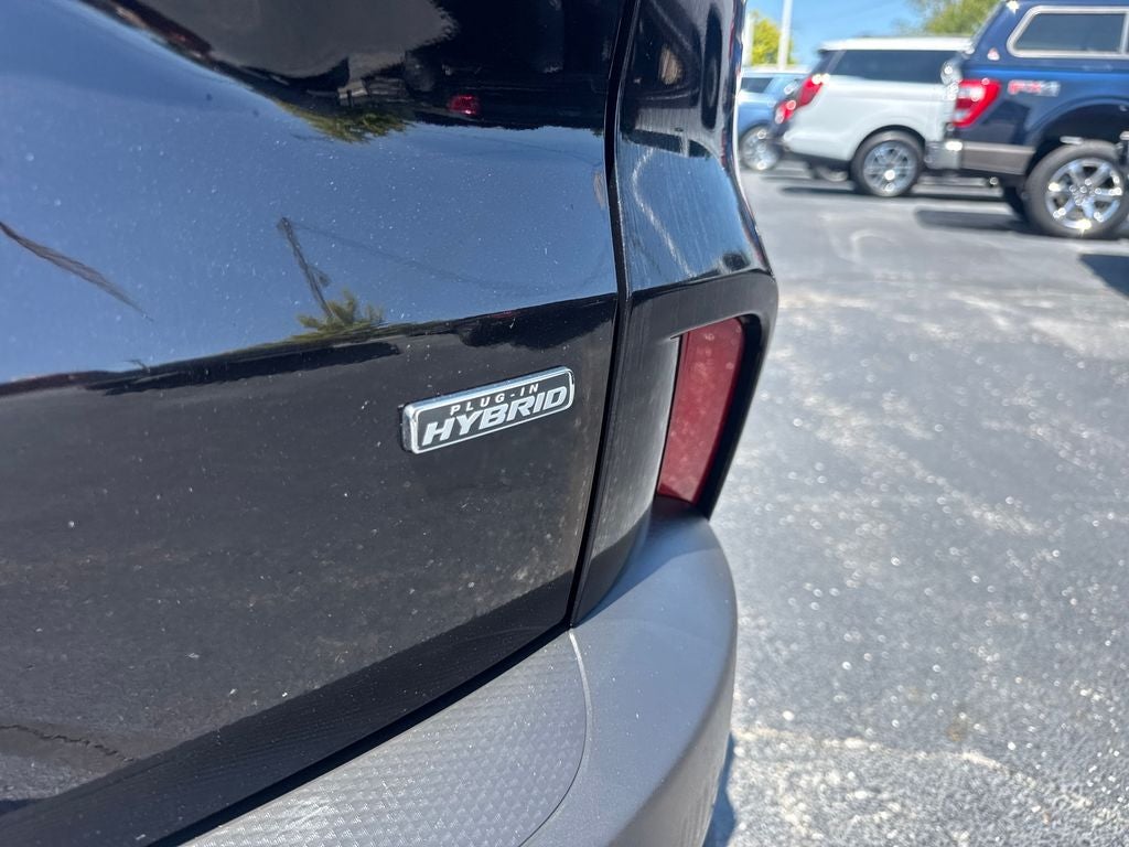 2024 Ford Escape Plug-In Hybrid Base