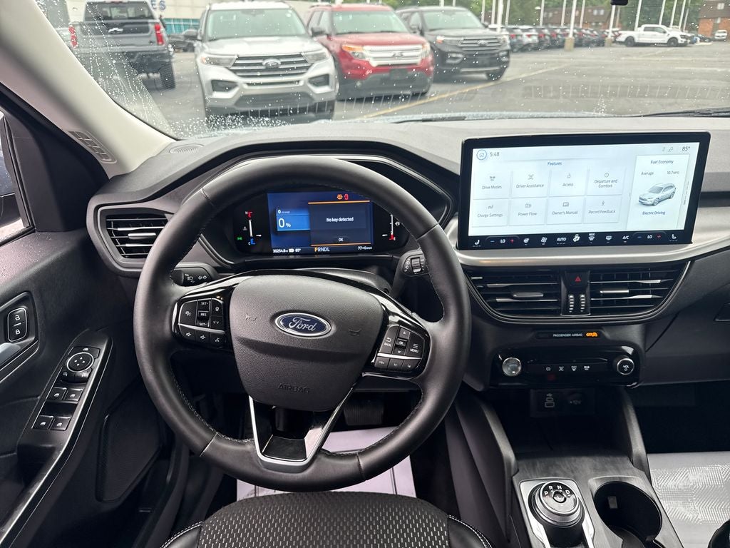2025 Ford Escape Plug-In Hybrid Base