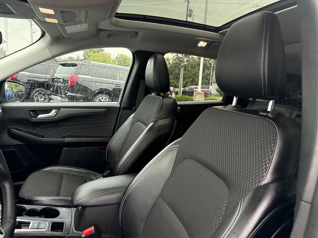 2025 Ford Escape Plug-In Hybrid Base