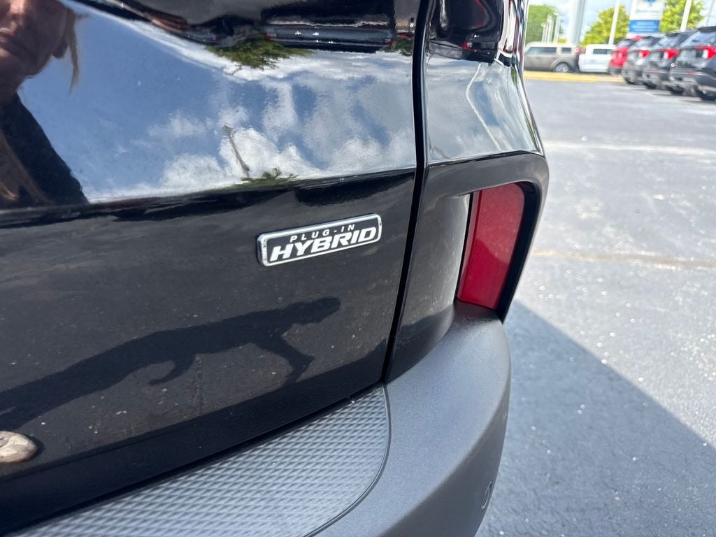 2024 Ford Escape Plug-In Hybrid Base