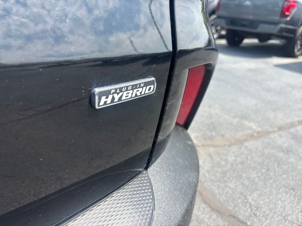 2024 Ford Escape Plug-In Hybrid Base