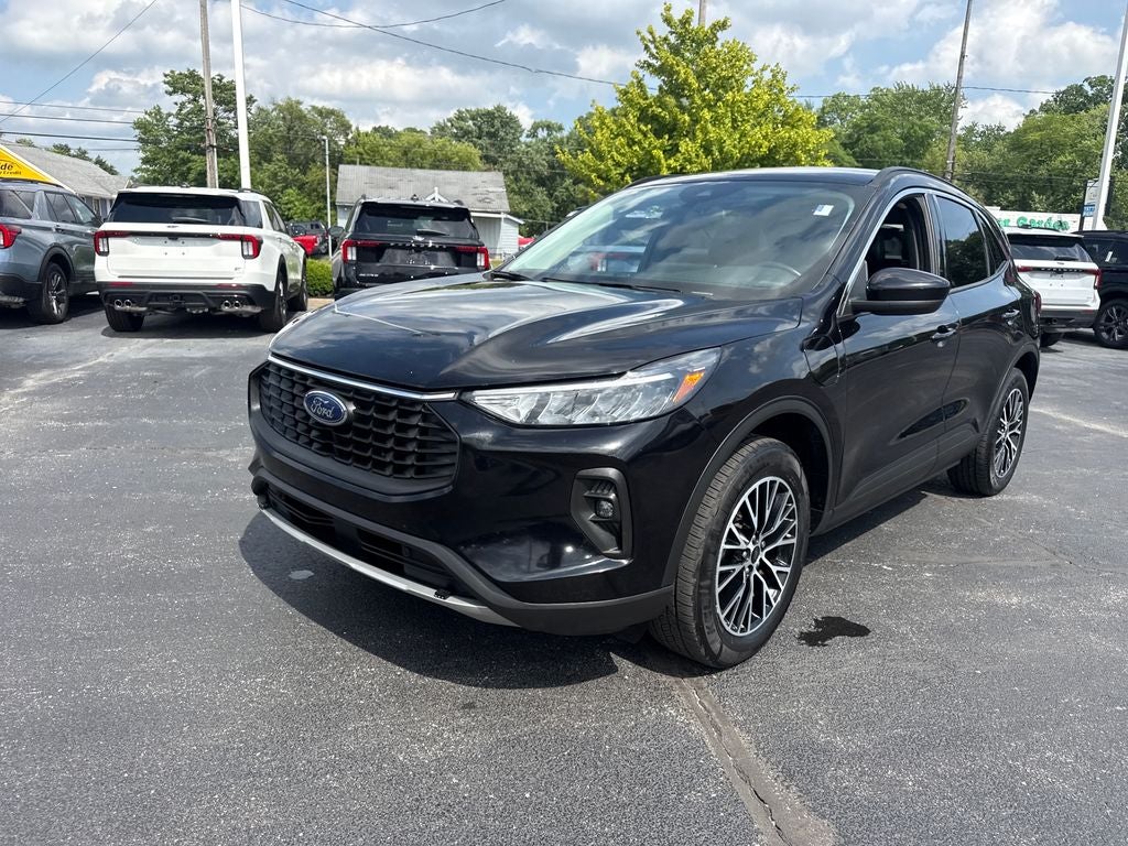 2024 Ford Escape Plug-In Hybrid Base
