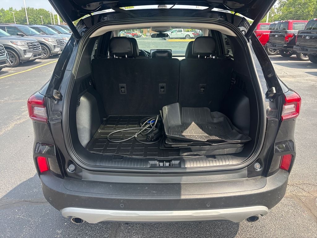 2024 Ford Escape Plug-In Hybrid Base