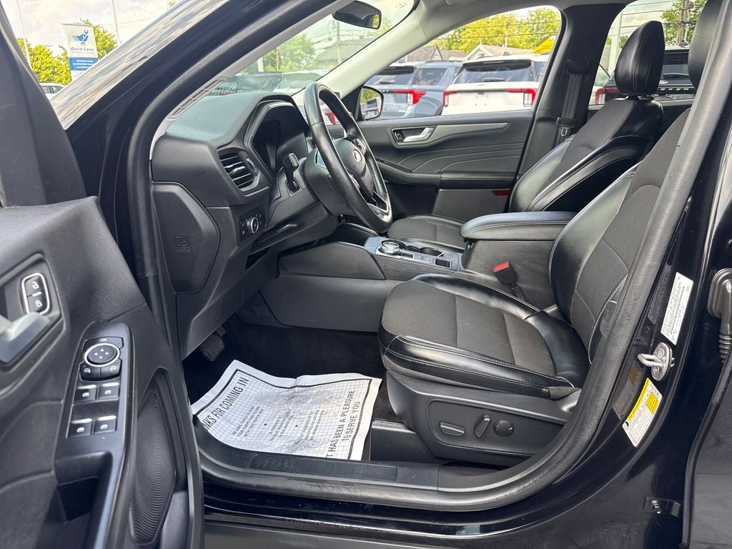 2024 Ford Escape Plug-In Hybrid Base