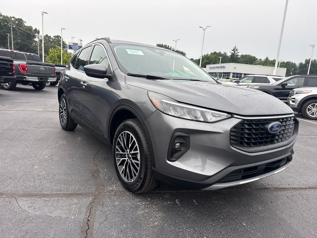 2026 Ford Escape Plug-In Hybrid Base