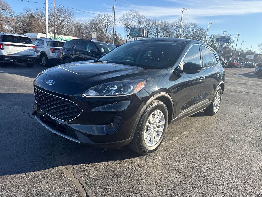 2020 Ford Escape SE