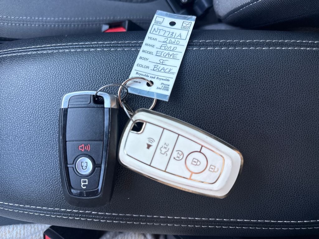 2020 Ford Escape SE