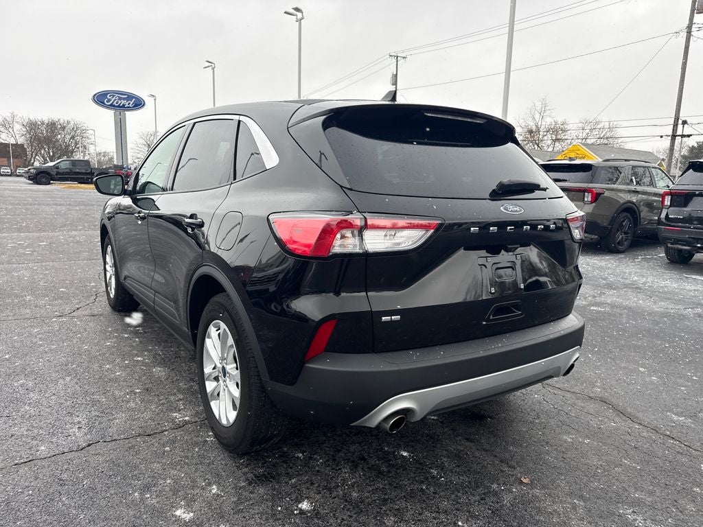 2022 Ford Escape SE