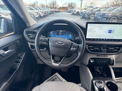 2025 Ford Escape Hybrid Platinum