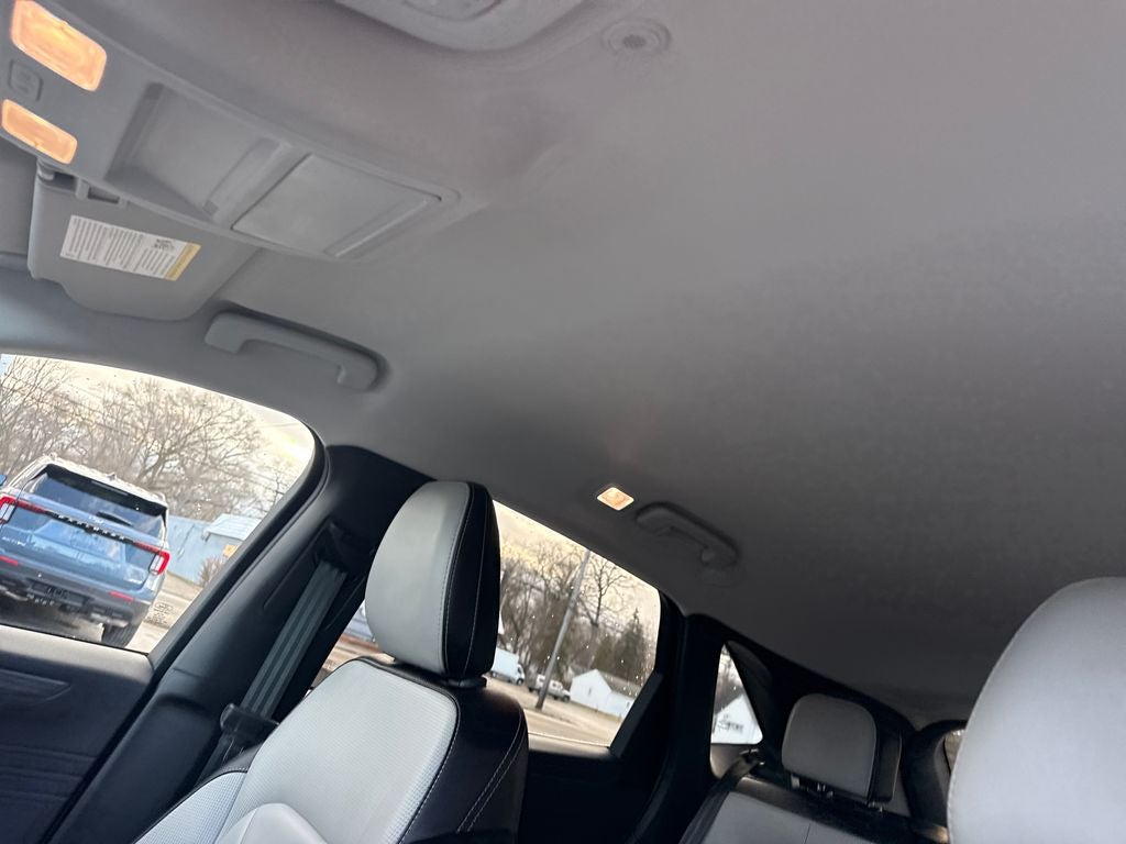 2025 Ford Escape Hybrid Platinum