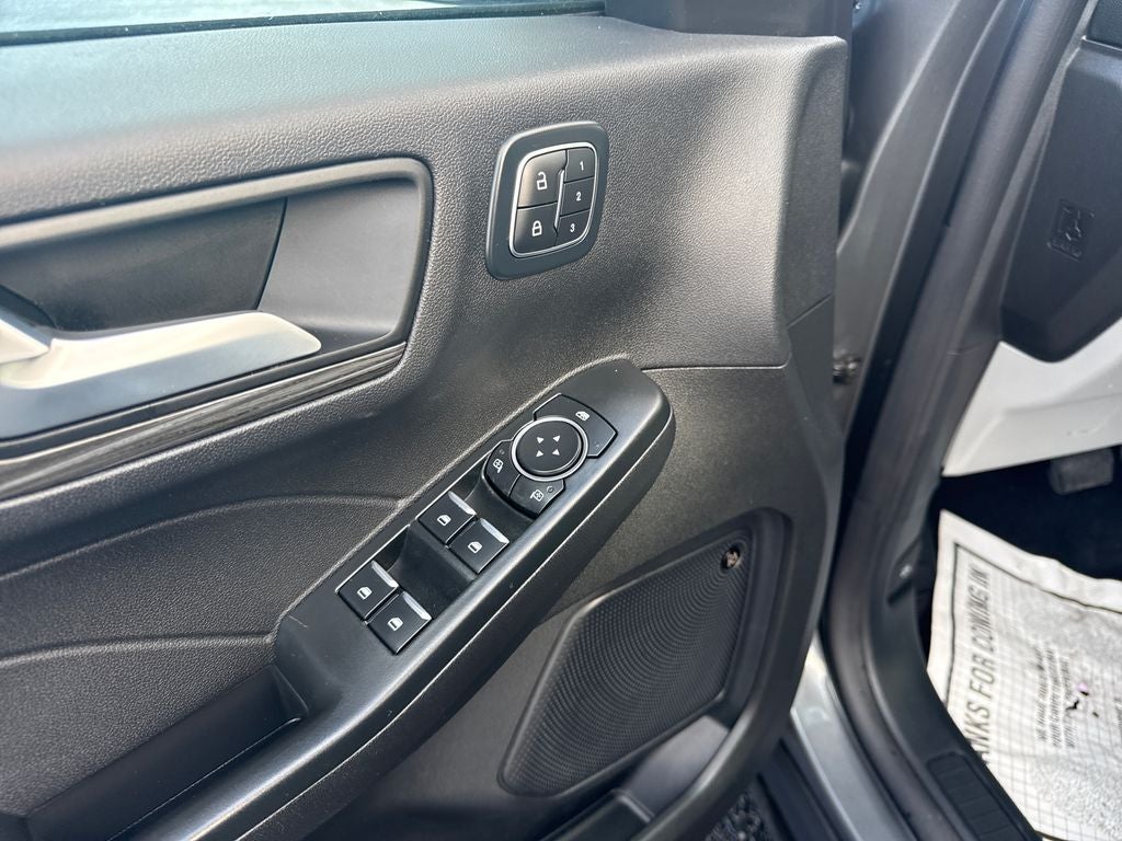 2025 Ford Escape Hybrid Platinum