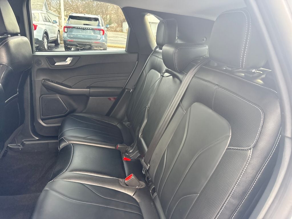 2025 Ford Escape Hybrid Platinum