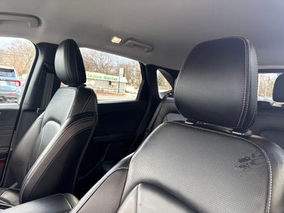 2025 Ford Escape Hybrid Platinum