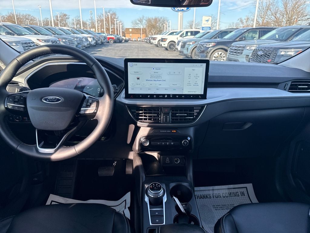 2025 Ford Escape Hybrid Platinum