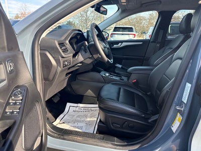 2025 Ford Escape Hybrid Platinum