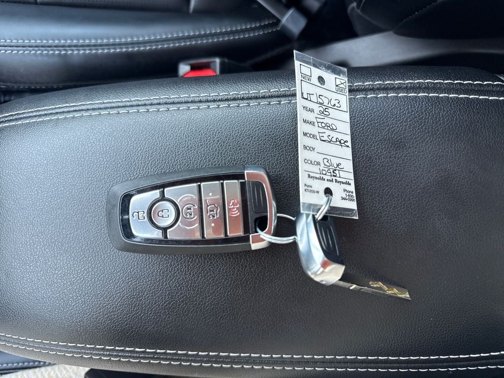 2025 Ford Escape Hybrid Platinum