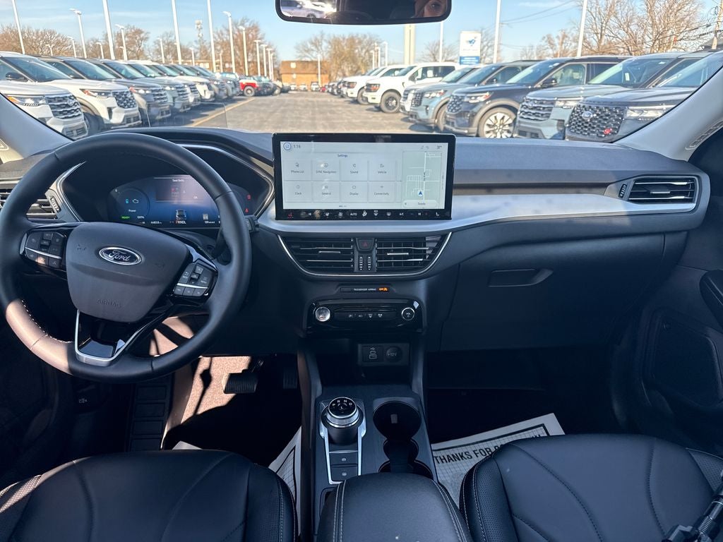 2025 Ford Escape Hybrid Platinum