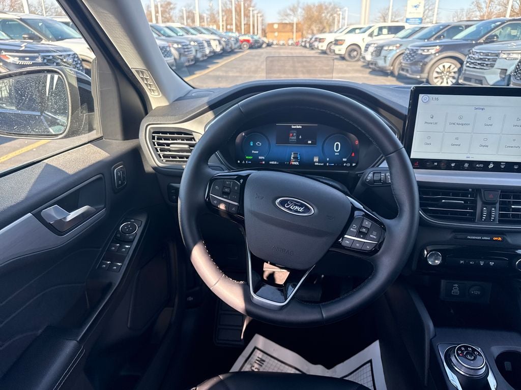 2025 Ford Escape Hybrid Platinum