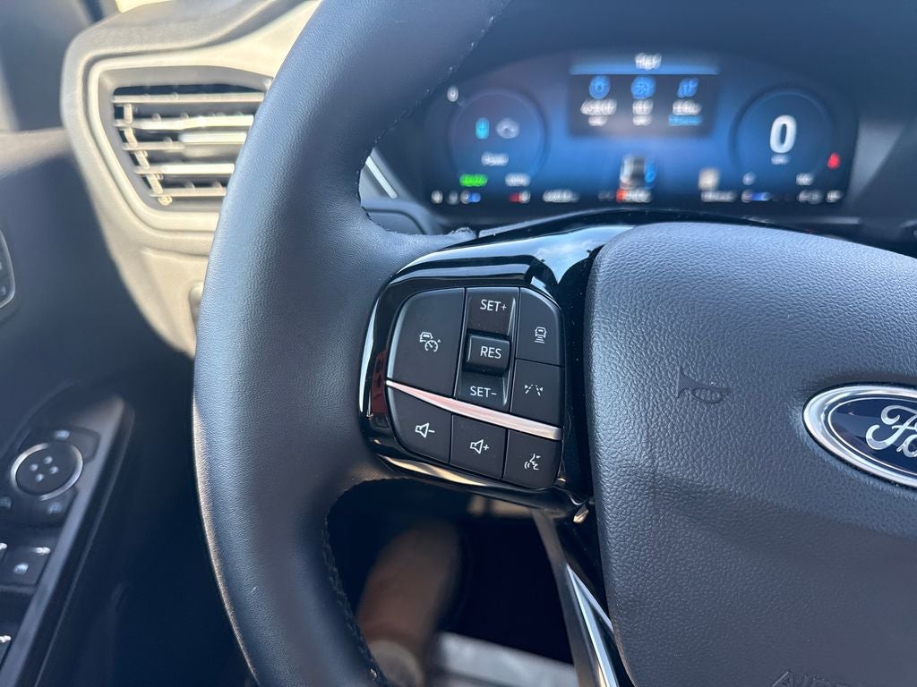 2025 Ford Escape Hybrid Platinum