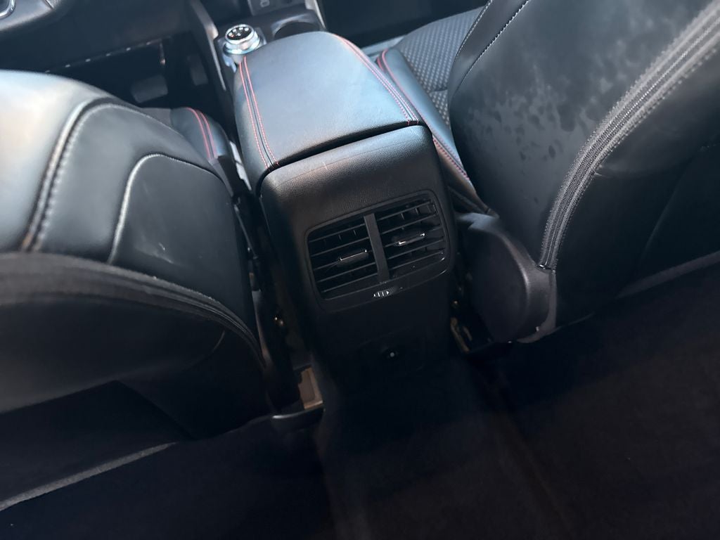 2025 Ford Escape Hybrid ST-Line