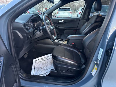 2025 Ford Escape Hybrid ST-Line