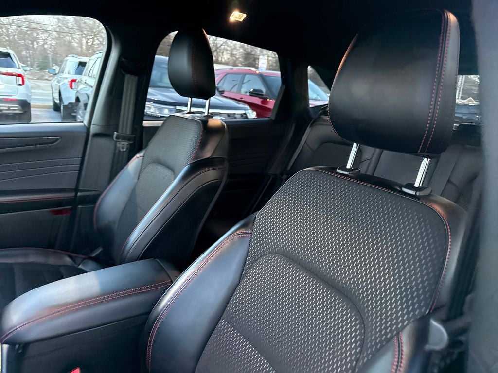 2025 Ford Escape Hybrid ST-Line