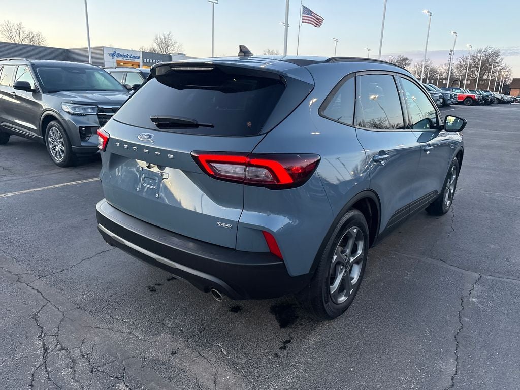 2025 Ford Escape Hybrid ST-Line