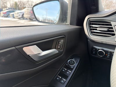 2025 Ford Escape Hybrid ST-Line