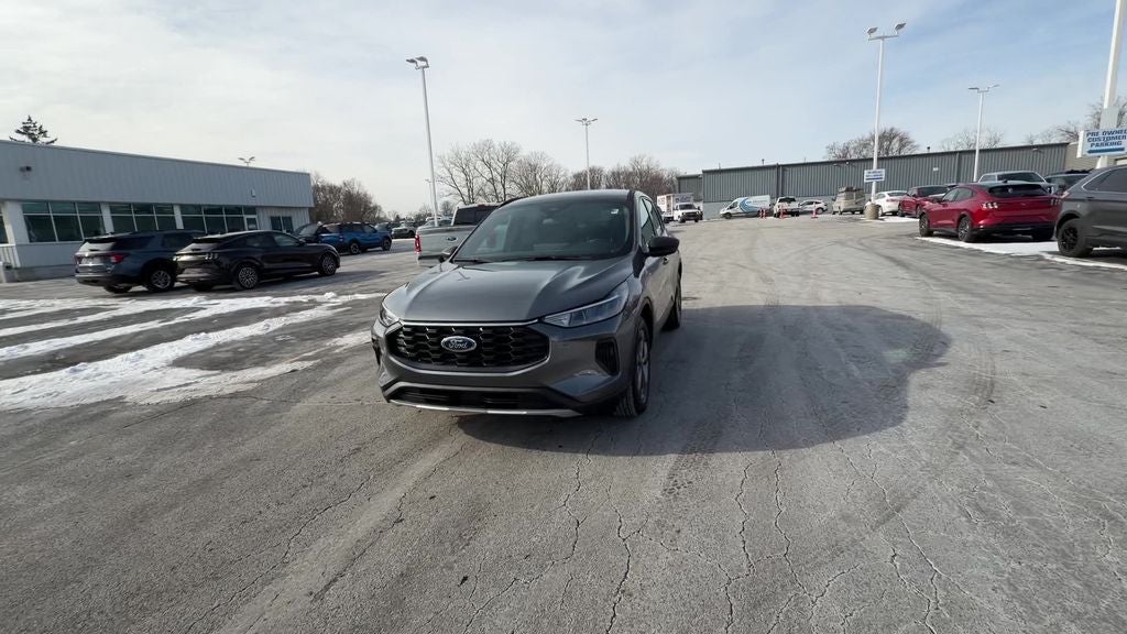 2025 Ford Escape Hybrid ST-Line