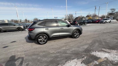 2025 Ford Escape Hybrid ST-Line
