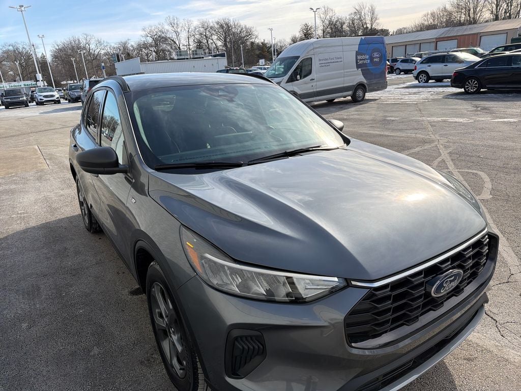 2025 Ford Escape Hybrid ST-Line
