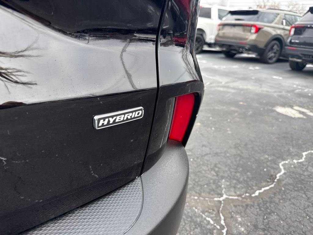 2025 Ford Escape Hybrid ST-Line