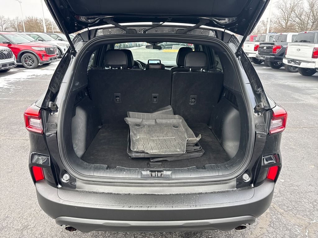 2025 Ford Escape Hybrid ST-Line