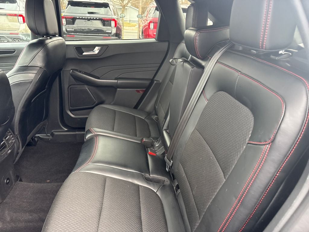 2025 Ford Escape Hybrid ST-Line