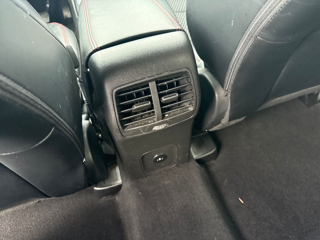 2025 Ford Escape Hybrid ST-Line