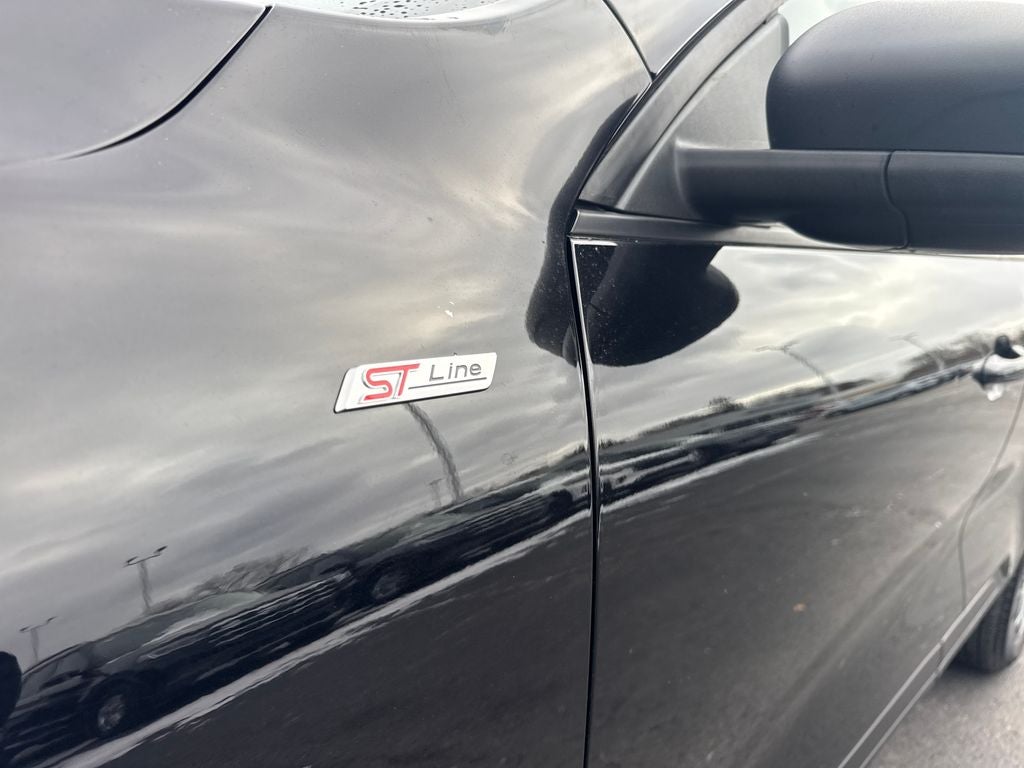 2025 Ford Escape Hybrid ST-Line