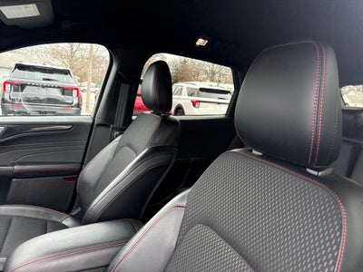 2025 Ford Escape Hybrid ST-Line