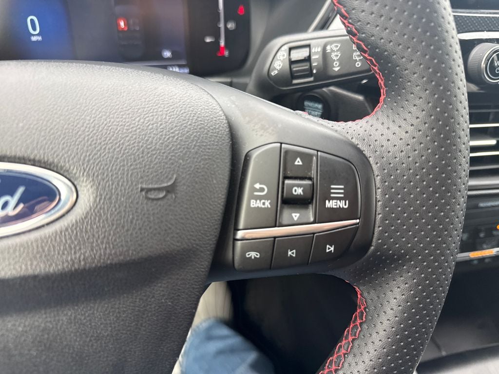 2025 Ford Escape Hybrid ST-Line